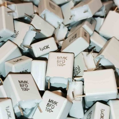 Picture of MMK7.5 105K100K04L3.5M BU 1MF 100V 45419 0.1 CAPACITOR