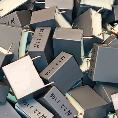 Picture of R60EI4220AA30J 2.2MF 100V 15 0.05 CAPACITOR