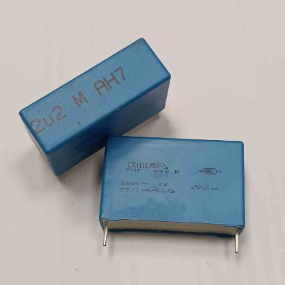 Picture of PHE840ER7220MR06L2 2.2UF 300VAC 37.5mm  0.2 CAPACITOR
