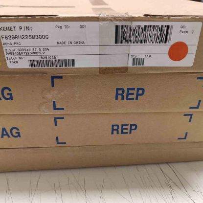 Picture of PHE840ER7220MR06L2 2.2UF 300VAC 37.5mm  0.2 CAPACITOR