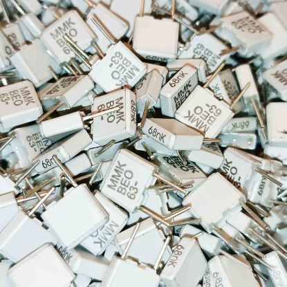 Picture of MMK5 683K63J01L4 BULK 68NF 63V 5mm  0.1 CAPACITOR