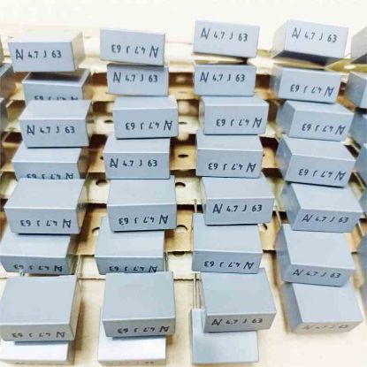 Picture of R60DI4470DQ30J 4.7UF 63V 15mm 0.05 CAPACITOR