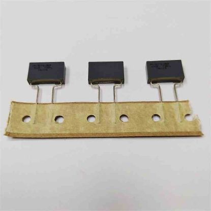 Picture of R747I1180KL0EJ 1.8NF 700VAC 15 0.05 CAPACITOR