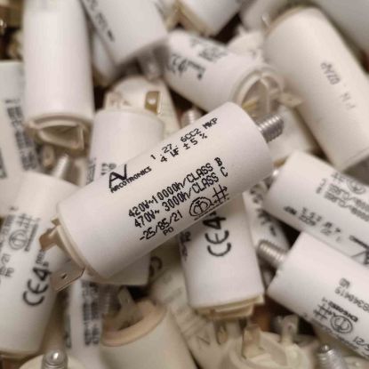 Picture of C276CC24400AA0J 4UF 470VAC 0.05 CAPACITOR