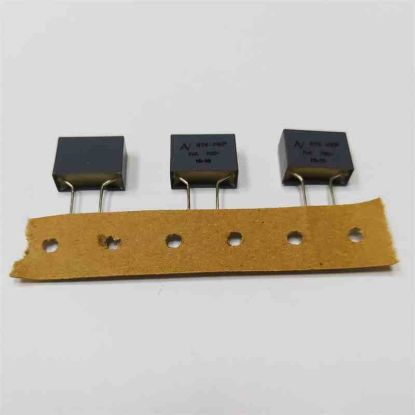 Picture of R747I1750KN00J 7.5NF 700VAC 15 0.05 CAPACITOR