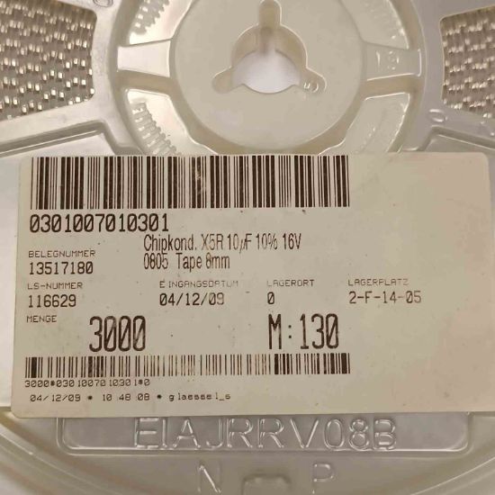Picture of GRM21BR61C106KE15L 10UF 16V 805 CAPACITOR