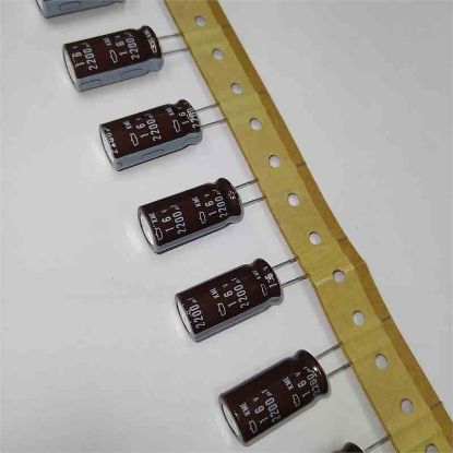 Picture of KME16VB2200TD05R2200MF16V 2200UF 16V 12.5x25mm  105 CAPACITOR