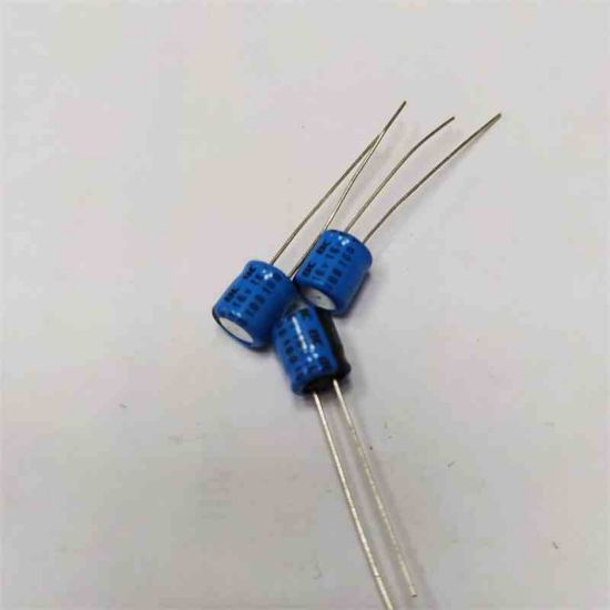 Picture of 100UF 16V 7x8mm CAPACITOR