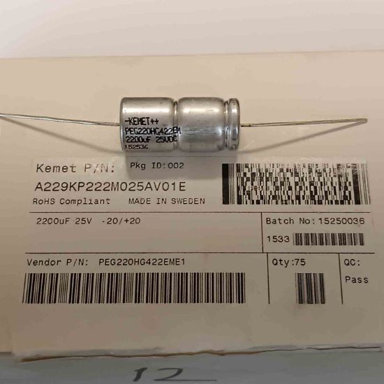 Picture of PEG220HG422EME1 2200MF 25V AXSİYEL CAPACITOR