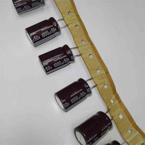 Picture of 1000UF 50V 15x25mm  105 CAPACITOR