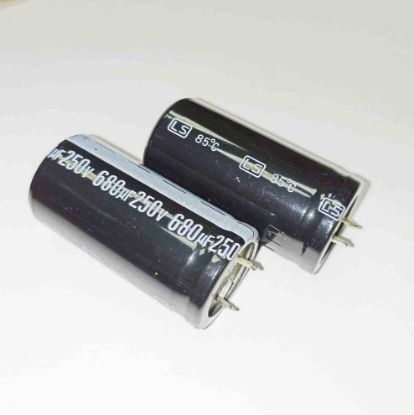 Picture of 680MF 250V 25x50mm  85 CAPACITOR