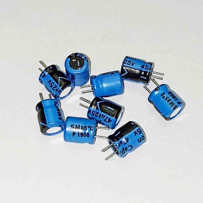 Picture of 47UF 25V 6x8mm  85 CAPACITOR