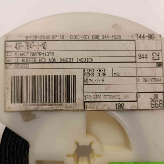 Picture of M74HCT7007RM smd IC