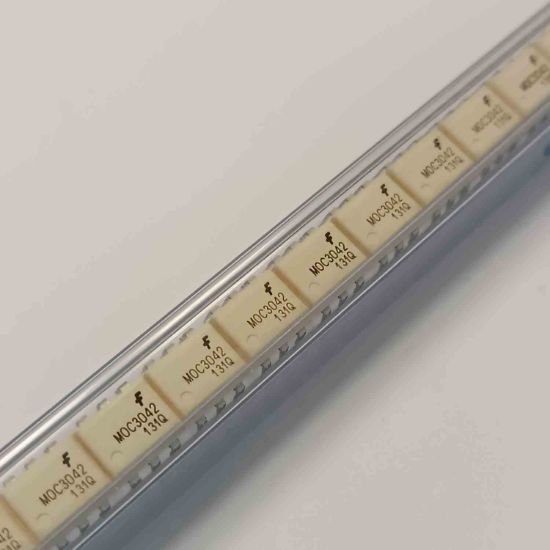 Picture of MOC3042 OPTO