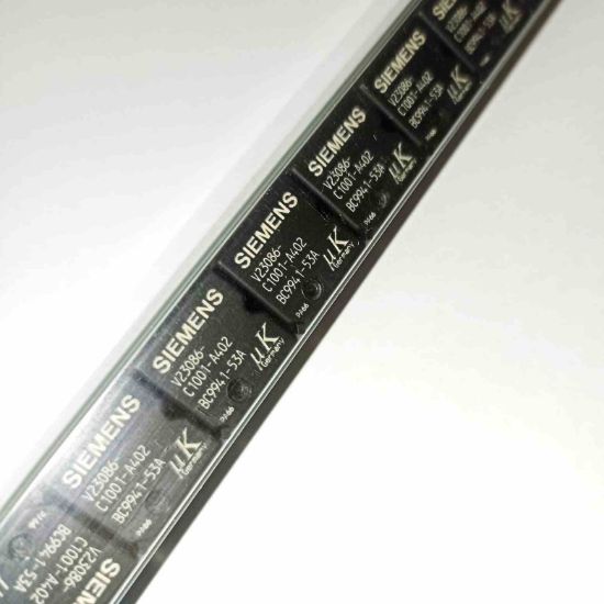 Picture of V23086-C1001-A402 12V 30A 1NO 4PIN RELAY