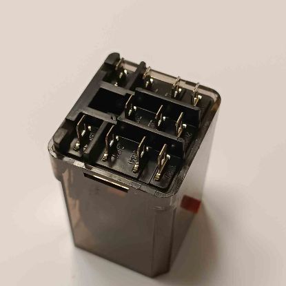 Picture of RM732730 230VAC 16A 3C 11PIN RELAY