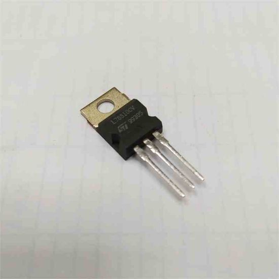 Picture of L78S10CV TO220 TRANSISTOR