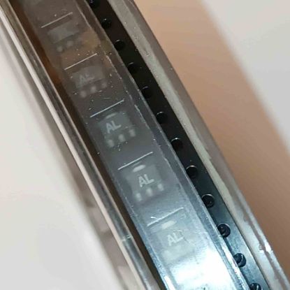 Picture of BCX53-16TA 1A 80V SOT89 TRANSISTOR