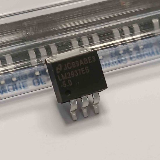 Picture of LM2937S-5 TO263 IC