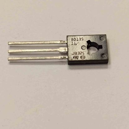 Picture of BD135 1.5A 45V TO126 TRANSISTOR