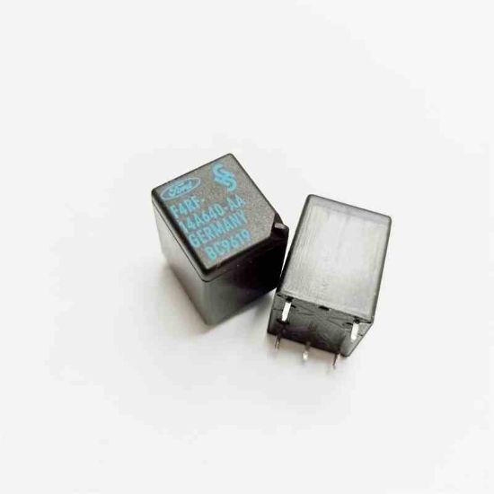 Picture of V23072-C1061-X121 12V 25A RELAY