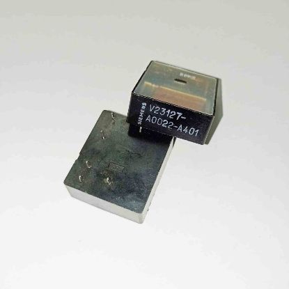 Picture of V23127-A0022-A401 6V 8A 1C 5PIN RELAY