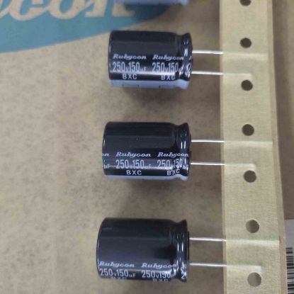 Picture of 250BXC150MEFCGC CAPACITOR  150UF 250V 18x25mm  RUBYCON ELKO