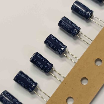 Picture of ESK107M025AE3EA 100MF 25V  ELKO