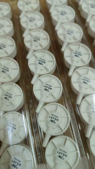 Picture of LFS-02 45mbar Pressure Switch