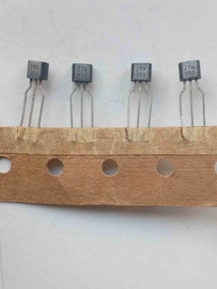 Picture of ZTX951 TRANSISTOR