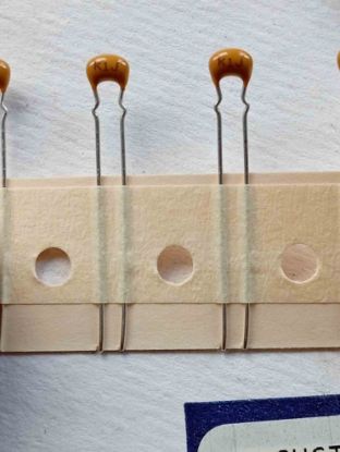 Picture of c324c101j1g5ta7301-100pf-50v-5mm-capacitor