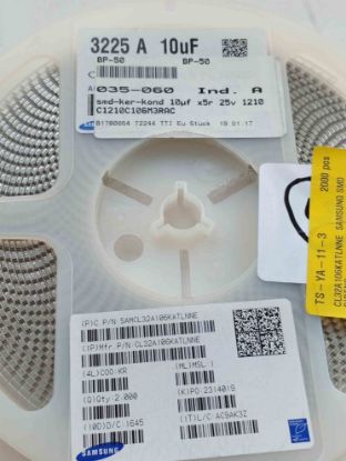 Picture of cl32a106katlnne-10uf-25v-1210-capacitor