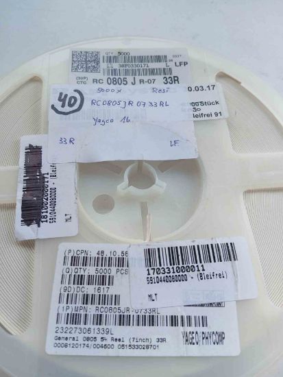 Picture of rc0805jr0733-resistor-33m-5
