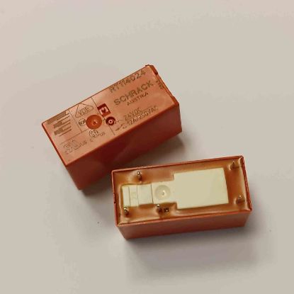 Picture of RT114024 24V 12A 1C 5PIN RELAY