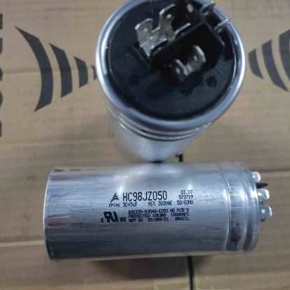 Picture of b32335b3048e53-50-56380-capacitor-2
