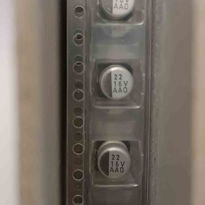 Picture of b41112b4226m-22mf-16v-5x54mm-capacitor