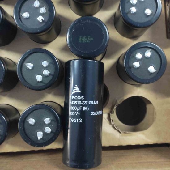 Picture of b43510s5108m1-1000mf-400v-4pin-capacitor-2