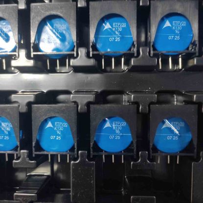 Picture of b72220t2131k101-varistor-2