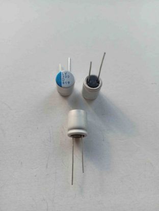 Picture of 330mf-10x12-mm-capacitor