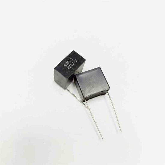 Picture of 047uf-250v-15mm-capacitor