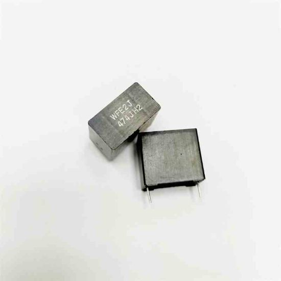 Picture of 047uf-450v-15mm-capacitor-2
