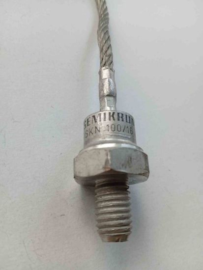 Picture of skn10016-diode-module-16-kv-125-a-155-v-single-do-205ac-2-pins