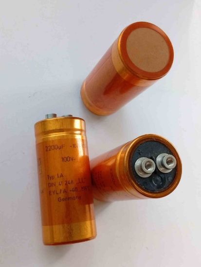 Picture of typ-ia-din-41248-ll-2200uf-100v-capacitor