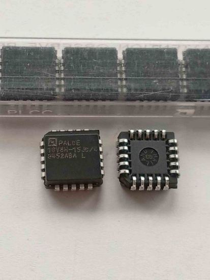 Picture of palce16v8h-15jc-ic