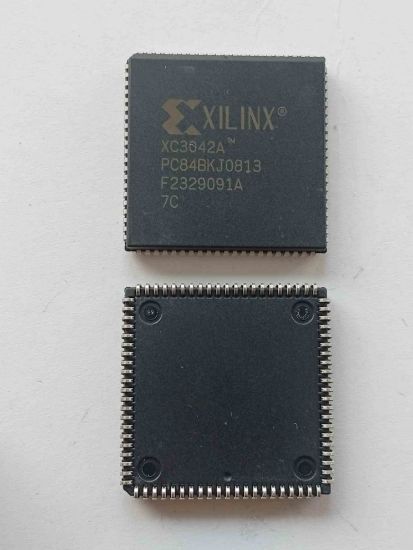 Picture of xc3042a-7c-ic
