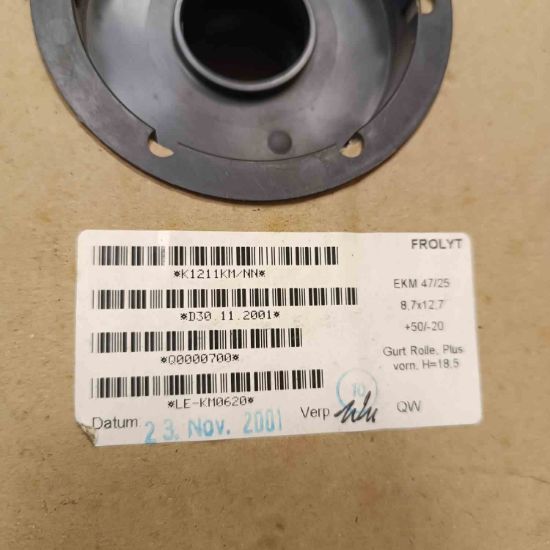 Picture of ekm4725lekm0620-47uf-25v-85x125mm-105-capacitor