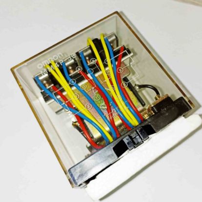 Picture of mm4p-je-200220vdc-200220vdc-relay