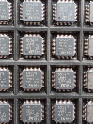 Picture of stm8af6178tbs5s4-ic