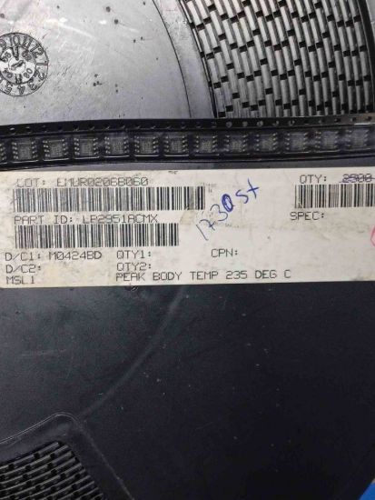 Picture of lp2951acmx-soic8-ic