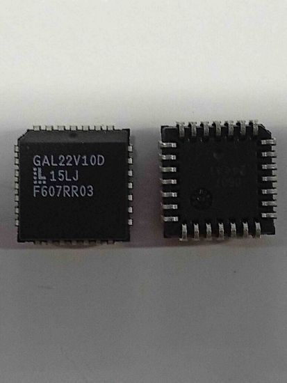 Picture of gal22v10d-15lj-plcc-ic